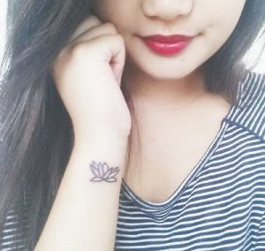 tatuaje flor de loto 1