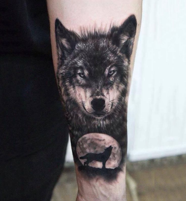 Татуировка черный волк