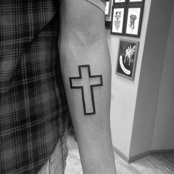 Татуировки с крестом для мужчин