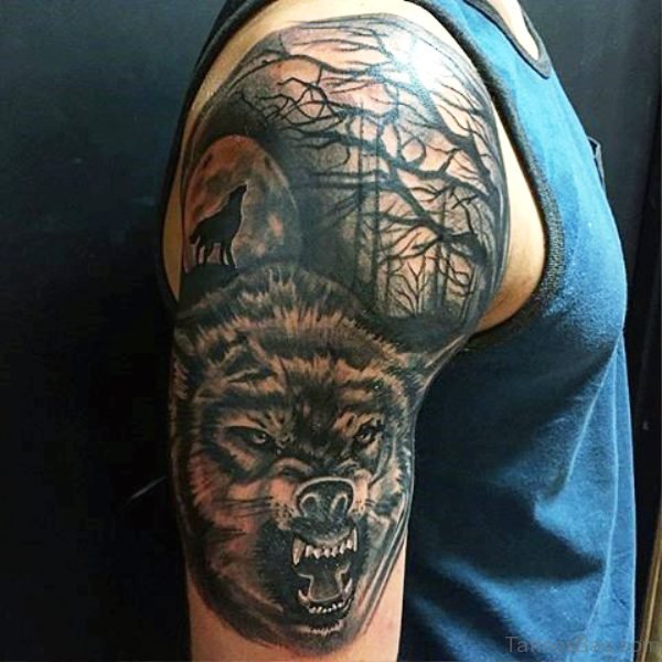 beautiful alpha wolf tattoo on shoulder